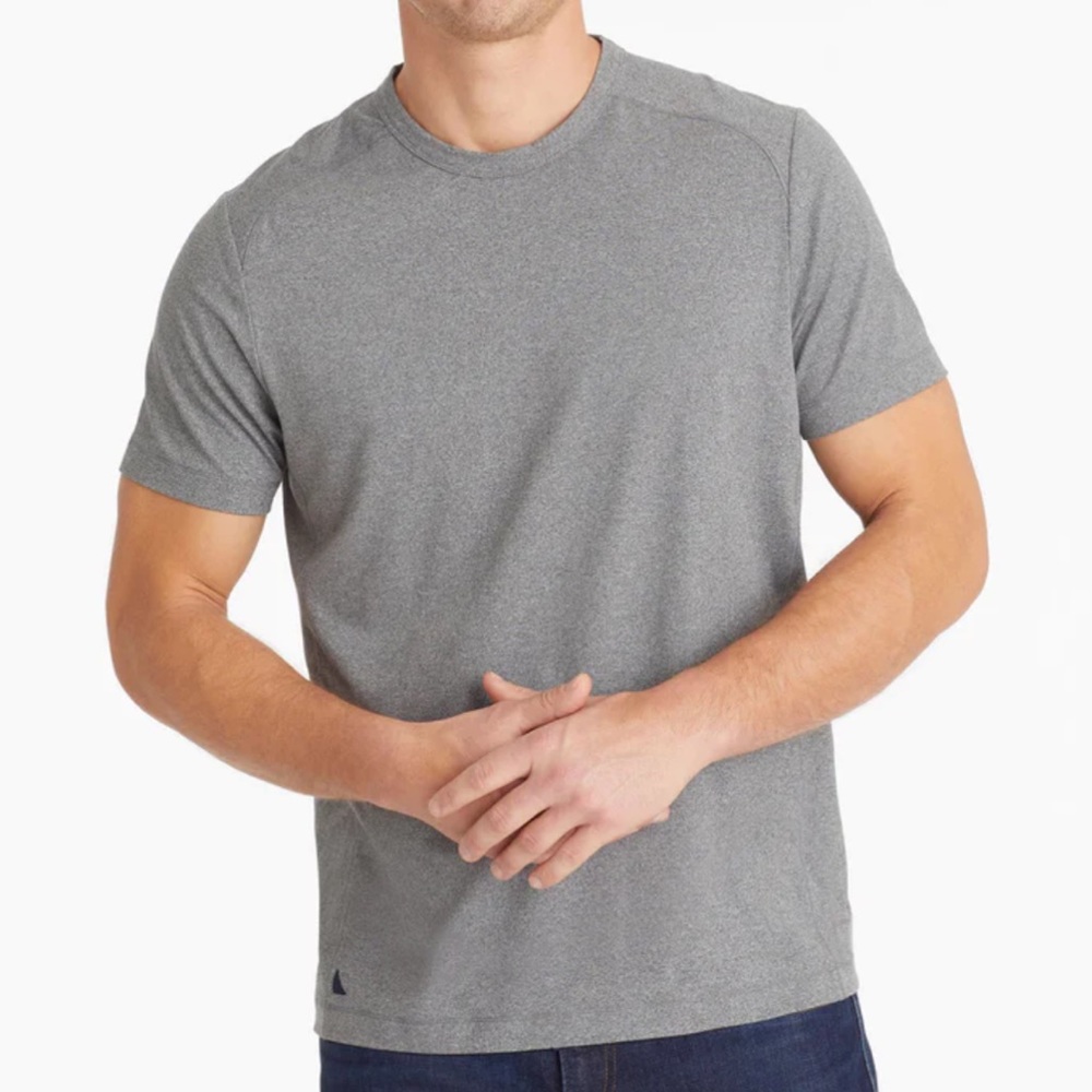 Untuckit Men’s Size Medium Gray Short Sleeve Shirt